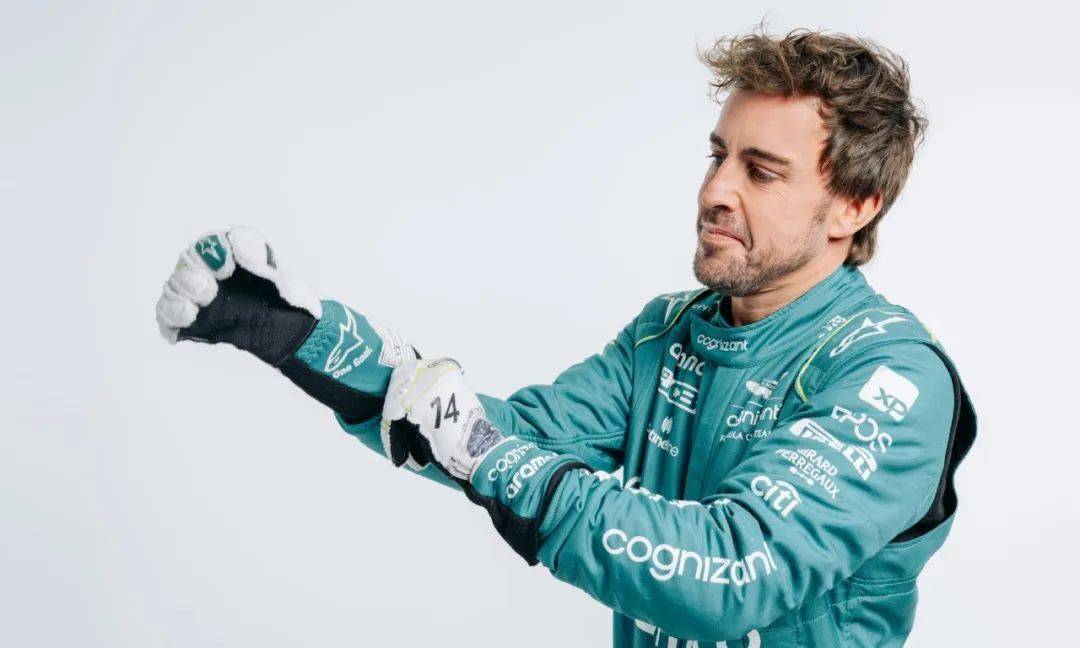 阿斯顿马丁绝杀红牛车队,阿隆索高光表现 阿斯顿马丁绝杀红牛车队,阿隆索高光表现