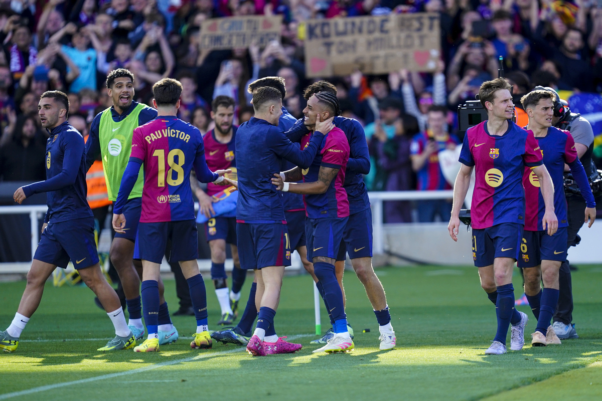 曼联完胜巴西，库尔图瓦扛起全队