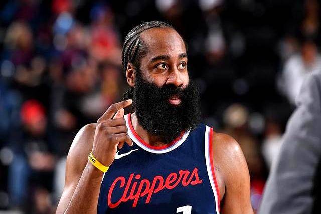 希腊男篮绝杀凯尔特人B队，哈登高光表现