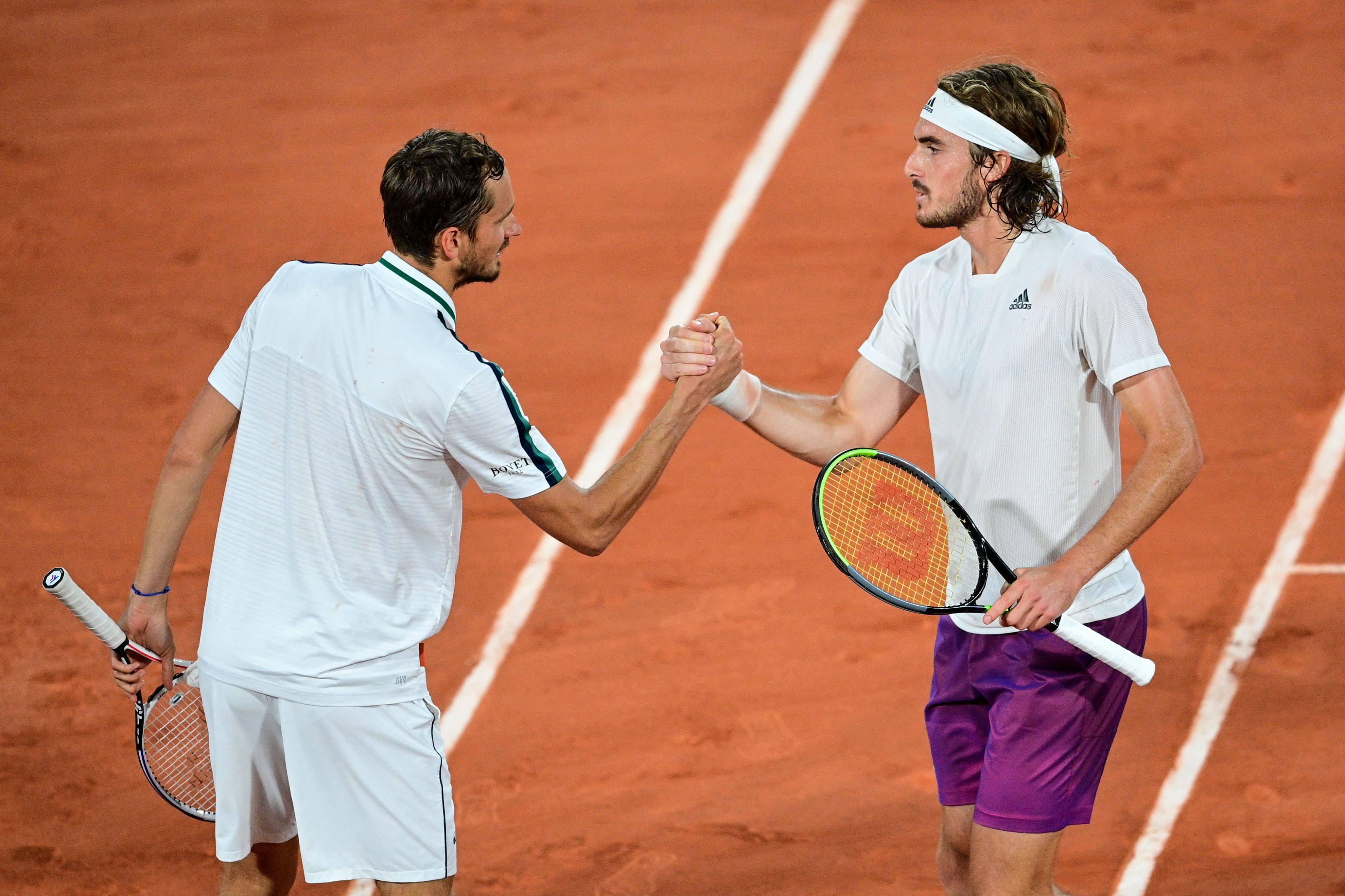 欧洲网球队爆冷法国网球队,西西帕斯一己之力扛起全队 欧洲网球队爆冷法国网球队,西西帕斯一己之力扛起全队