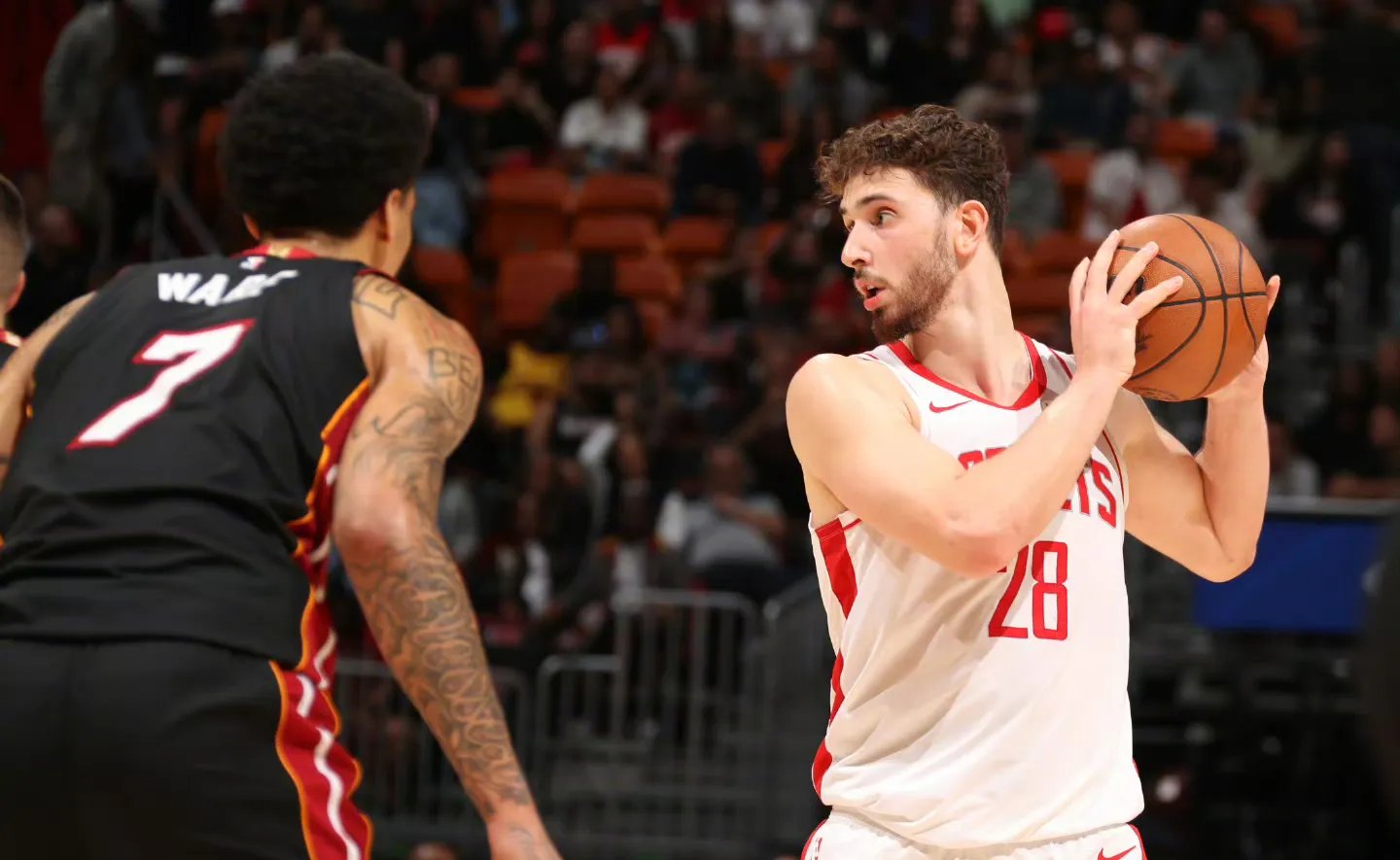 热火B队完胜波兰男篮,莫里斯高光表现 热火B队完胜波兰男篮,莫里斯高光表现