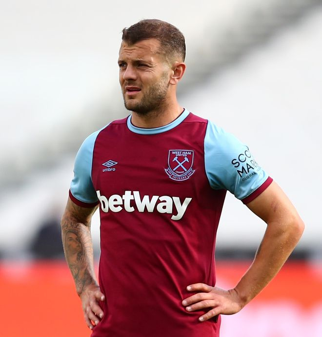 乌拉圭豪门签下英格兰年轻中场，增添中场控制力