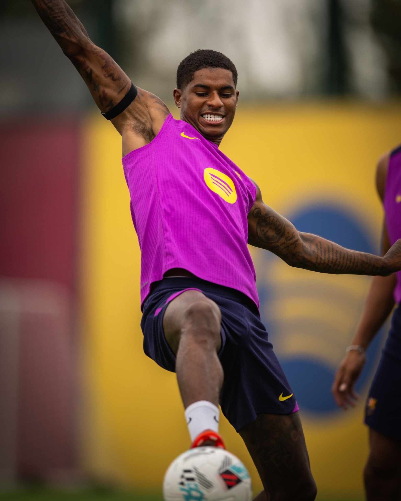 巴西鏖战皇马,拉什福德惊艳四座 巴西鏖战皇马,拉什福德惊艳四座