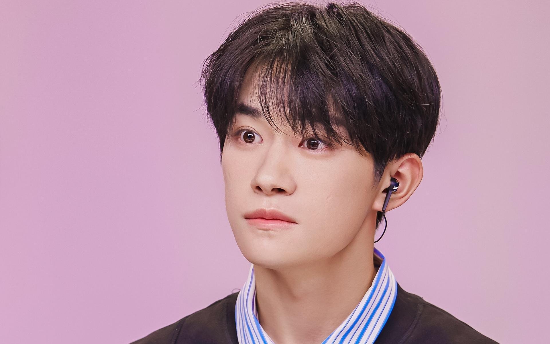 恩比德统治级表现撕裂防线,雄鹿主场力克开拓者显冠军相